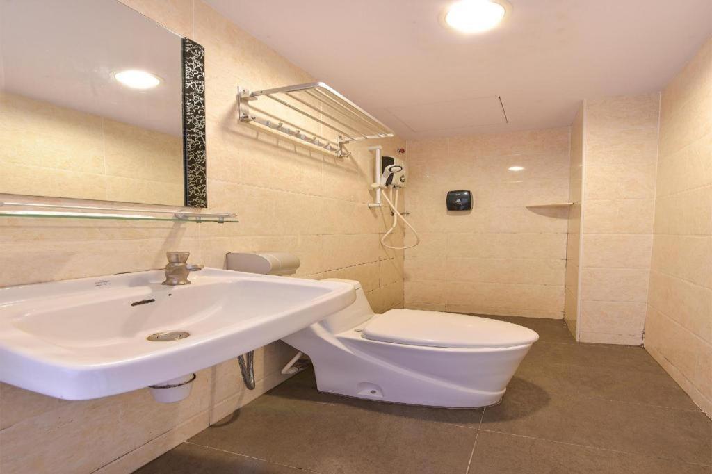 Grand Ct Hotel Malacca Εξωτερικό φωτογραφία